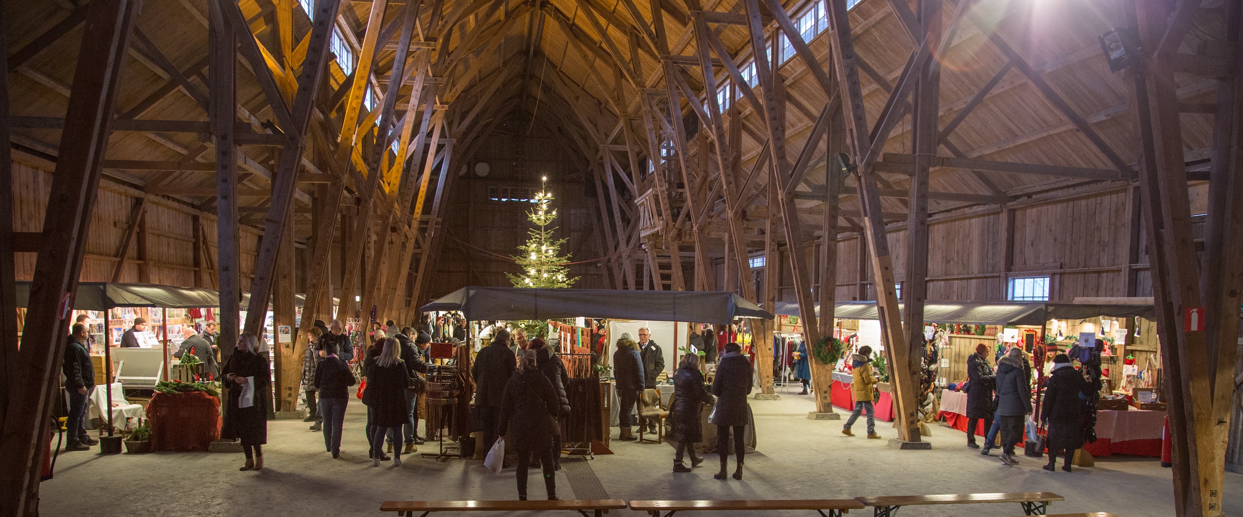 Tjolöholms slotts julmarknad firar 30 år öppnar idag klassiskt