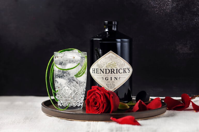 Hendrick´s-Gin - Klassiskt Herrmode Och Etikett